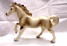 Vtg Estate Find NORLEANS Japan WHITE GRAY HORSE Figurine ~ 5.5" H x 6" L
