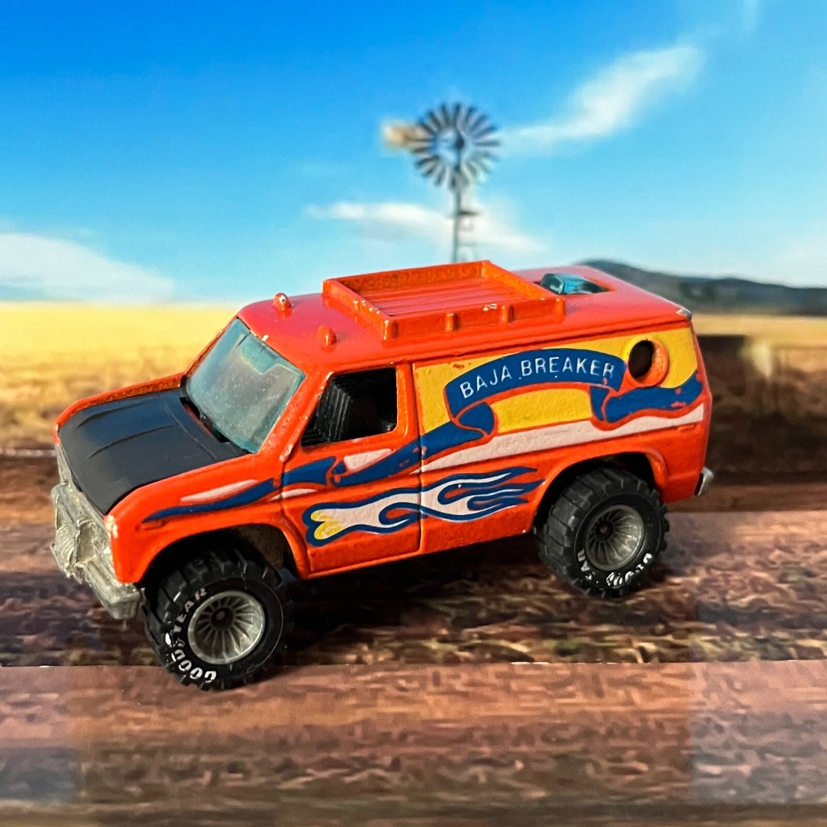 Hot Wheels Baja Breaker 赤 Vintage 1982 Hot Wheels Baja Breaker Orange Real Rider Van