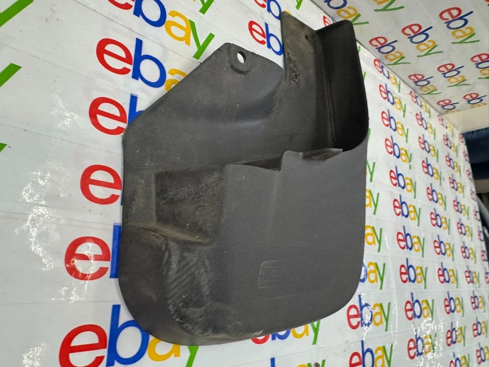 04-12 CAÑÓN DELANTERO DERECHO GUARDABARROS GUARDABARROS PROTECTOR CONTRA SALPICADURAS PASAJERO FABRICANTE ORIGINAL ARAÑAZOS TEXTURIZADOS Foto 4 de 4