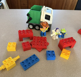 3 Toy Story Lego Duplo Sets  5657 5658 5691 not complete lot woody alien Buzz