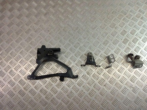 BMW 7 F01, F02 Kotflügelhalter vorne rechts 7184180 4.00 Petrol 2009 30996293