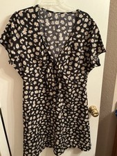 SHEIN Dress 3X Black Daisy Print Tie Front
