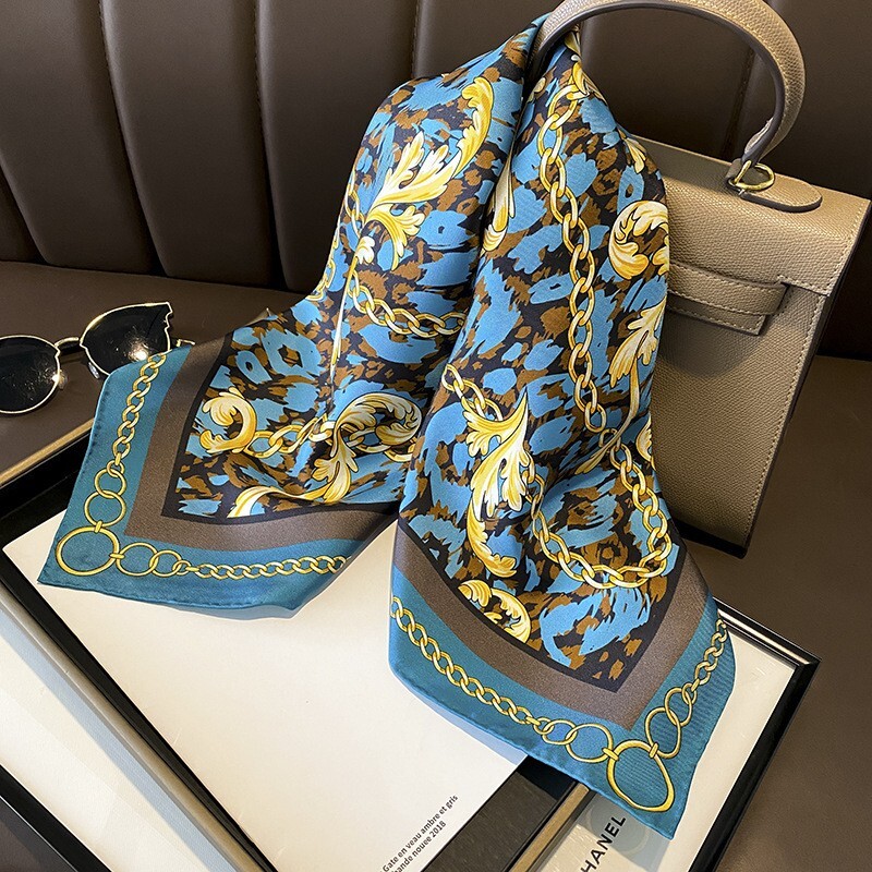 100% Silk Twill Scarf for Women 14 Momme Blue Chains Kerchief Head Wrap 68x68cm