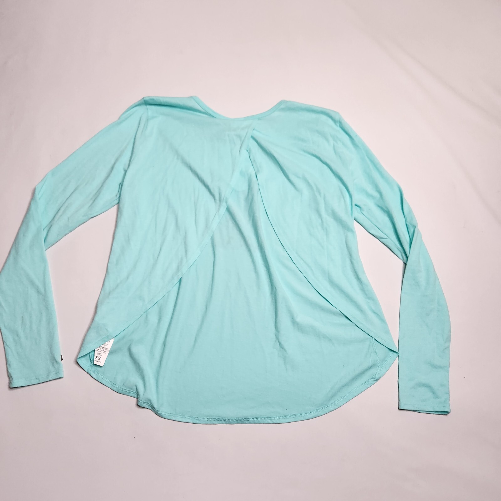 Fabletics Millie Long Sleeve Split Back Jersey To… - image 10