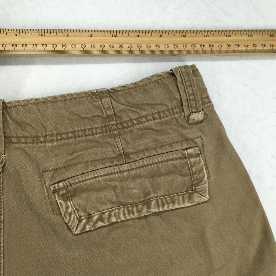 AMERICAN RAG CIE Men's Cargo Shorts Size 33 Solid Beige Inseam 10 Rise 14 - Image 3 of 4