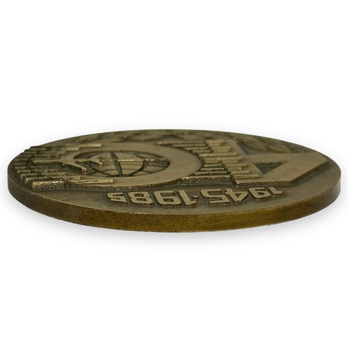 Vintage Bronze Medallion TAP Air Portugal 1985 Campos Plane Travel Marinho EUC - Picture 7 of 9
