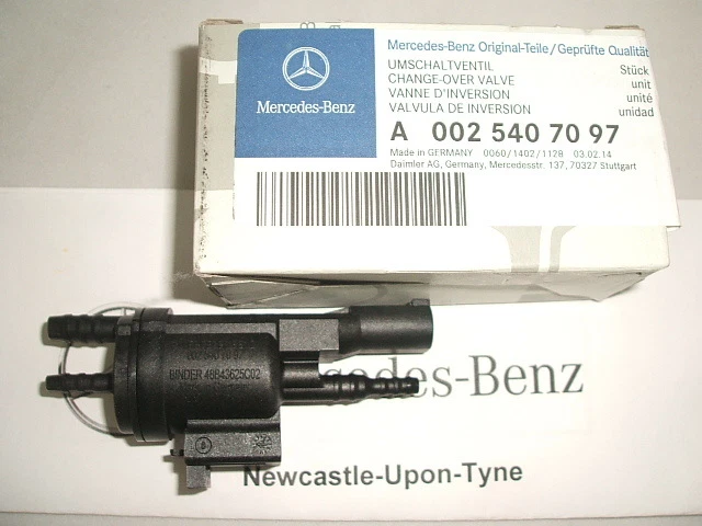 NEW Genuine Mercedes-Benz Electric Air Pump Change-Over Valve 