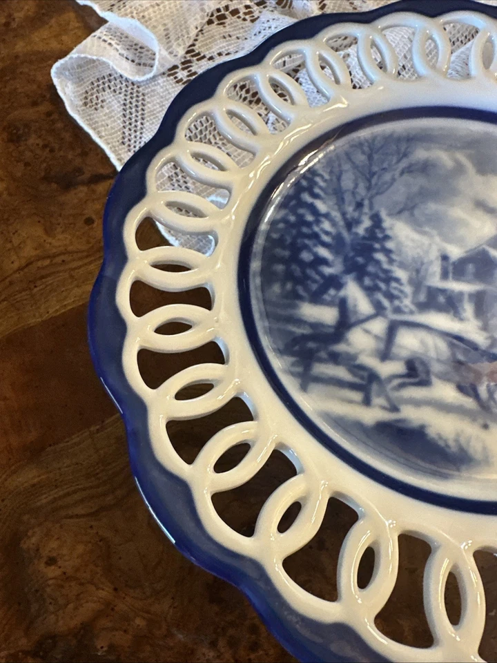 Cracker Barrel Pedestal Dessert Stand Blue White Scenic Cake Winter Christmas - Image 3 of 4