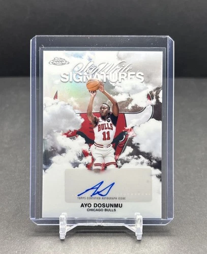 2025-26 TOPPS CHROME NBA #SWS-AD Ayo Dosunmu Bulls Sky Write Auto Refractor