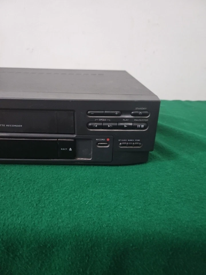 Videoregistratore VHS PHILIPS 24DV1/08 - Immagine 4 di 4