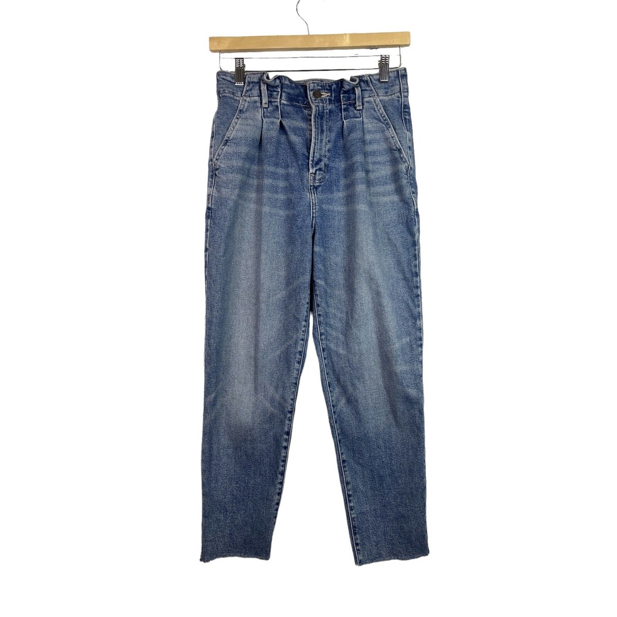 Hollister Ultra High Mom Jeans Medium Wash Size 29 9S