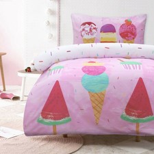 spotlight unicorn quilt cover
