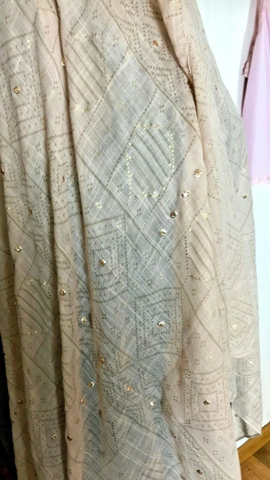 Stella & Dot Mujer Lentejuelas Bufanda Chal Sarong 64" x 42.5" Color Rosa Carnoso Foto 2 de 4