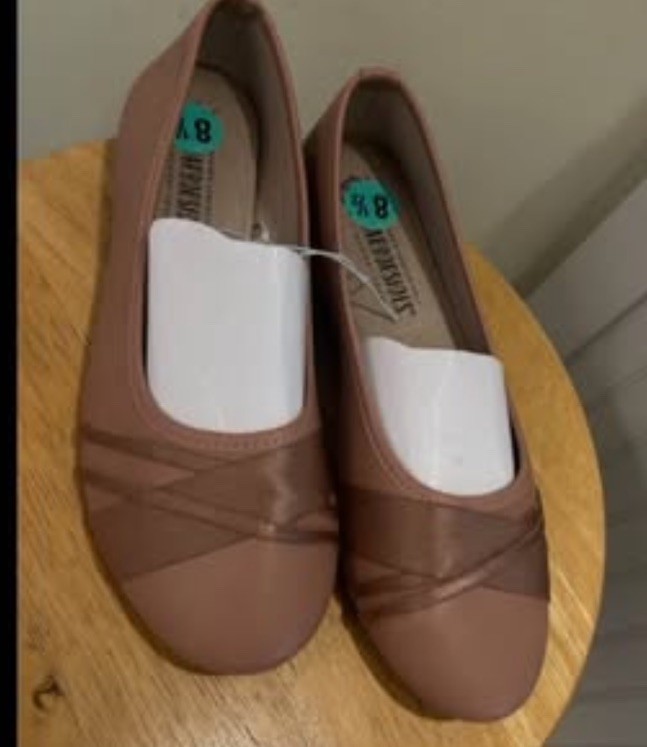 New Harborsides Women’s 8.5 Memory Foam Slip On Vegan Cupcake Comfort Shoe.