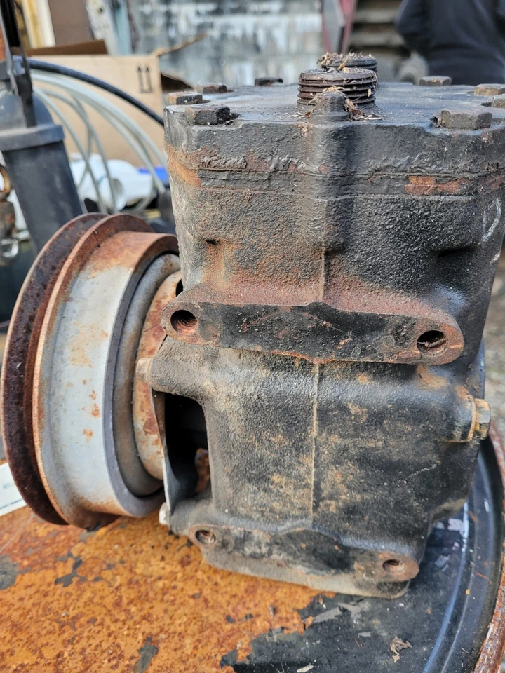 Ford 1967 compresor de aire acondicionado Galaxie, Mustang, Mercury Cougar parte # C7AA2875 A1 Foto 2 de 4