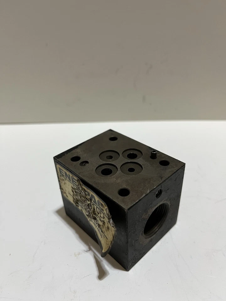 Componente de válvula solenóide ENERPAC VST2210D USADO - Imagem 2 de 4