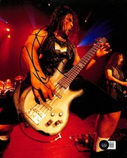 Robert Trujillo Metallica Signed Bass Photo 8x10 Beckett Authenticated