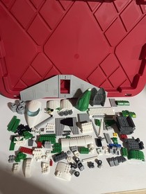 LEGO CITY: Airport Cargo Plane (60101) Jet  and pilot only