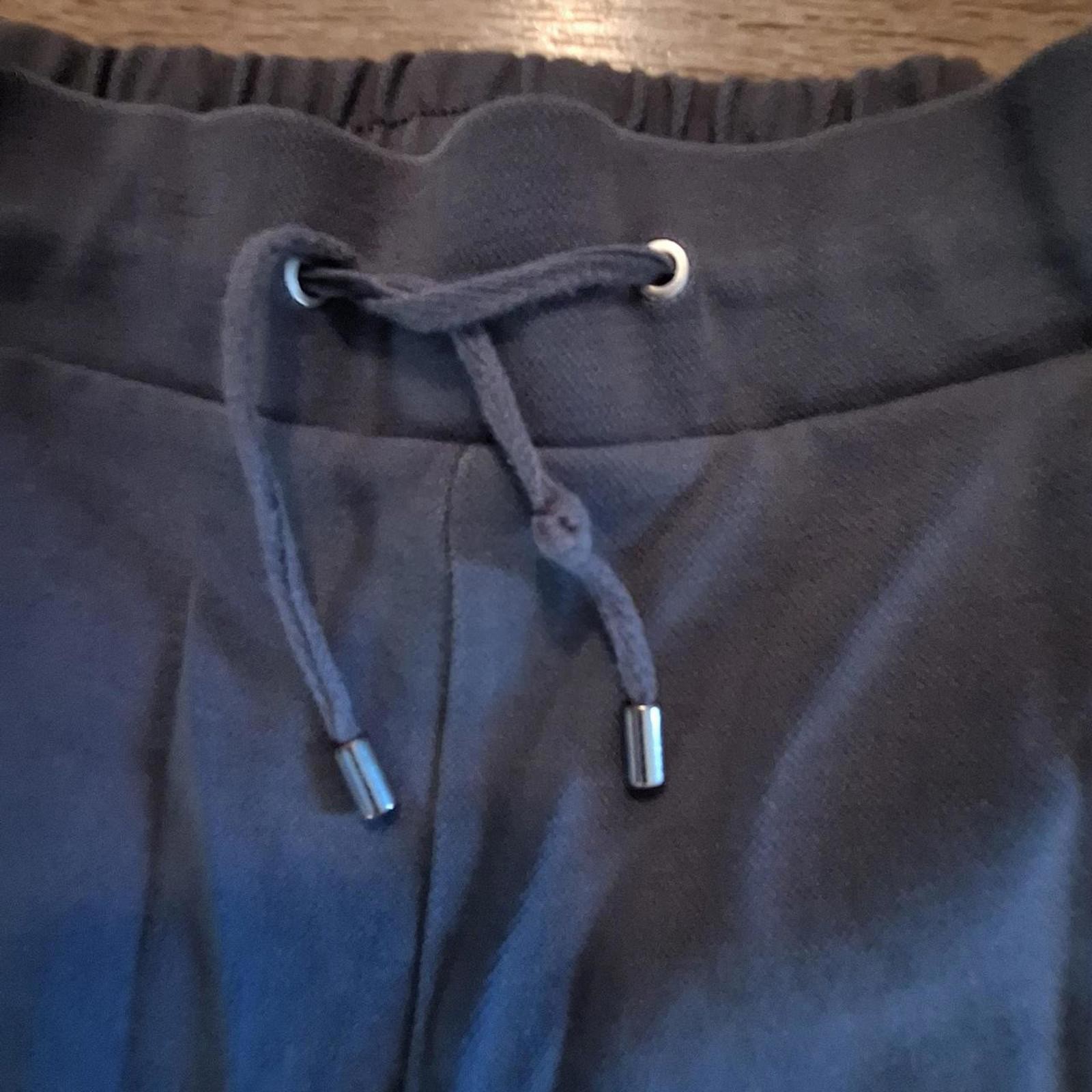 Comfortable Gray Sweatpants with Drawstring - image 4