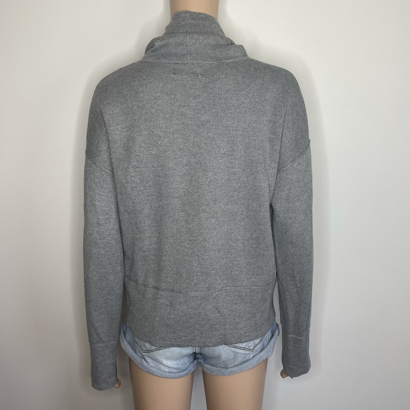 Universal Thread Solid Gray Cowlneck Wool Blend L… - image 2