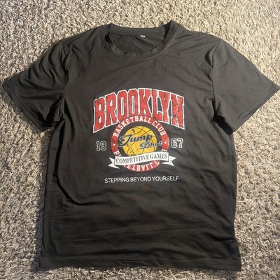 BROOKLYN basketball Club Tump shot Graphic T-Shirt Men s M