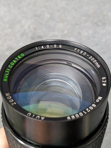 Sears Zoom Multi-Coated 60-300mm f:4.0-5.6 Manual Focus Lens 202.7368300 - Picture 4 of 20