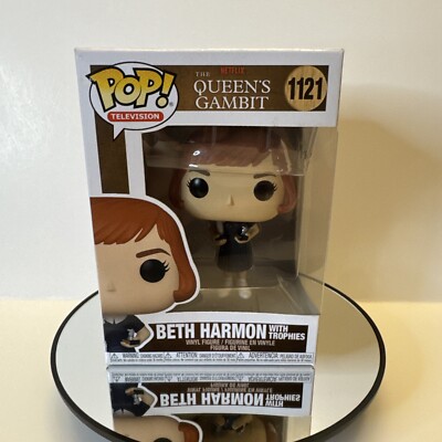 Funko Pop! Vinyl: Beth Harmon with Trophies #1121