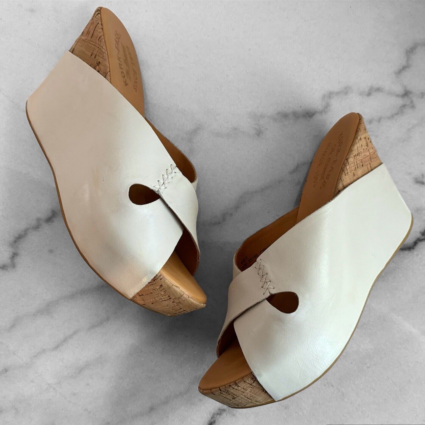 Kork-Ease Women's Size 9 Slides Sandals White Lea… - image 1