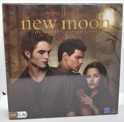 THE TWILIGHT SAGA NEW MOON THE MOVIE-GAME BOARD/ FACTORY SEALED.