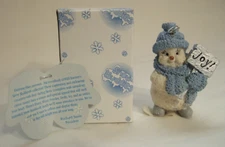 Encore Group Snow Buddies 1999 Christmas Ornament #94273 'Buddy w/Joy Sign' NIB