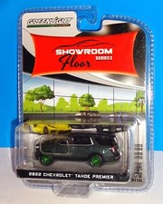 GreenLight Showroom Floor Series Green Machine 2022 Chevrolet Tahoe Premier Gray