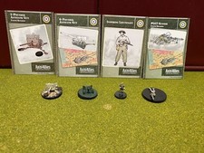 Axis  Allies Miniatures, World War II, UK Lot A, Soldiers, Guns