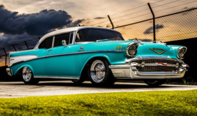 Kyosho RC Car 1957 CHEVY BEL AIR Coupe 4wd -W/ 11.1v Lipo +