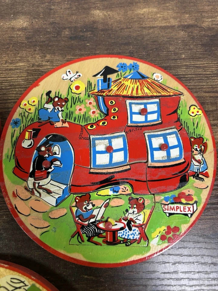 Lot Of 3 Simplex Circle Wood Puzzles - Animals , Hansel Gretel , Shoe House - Image 3 of 4