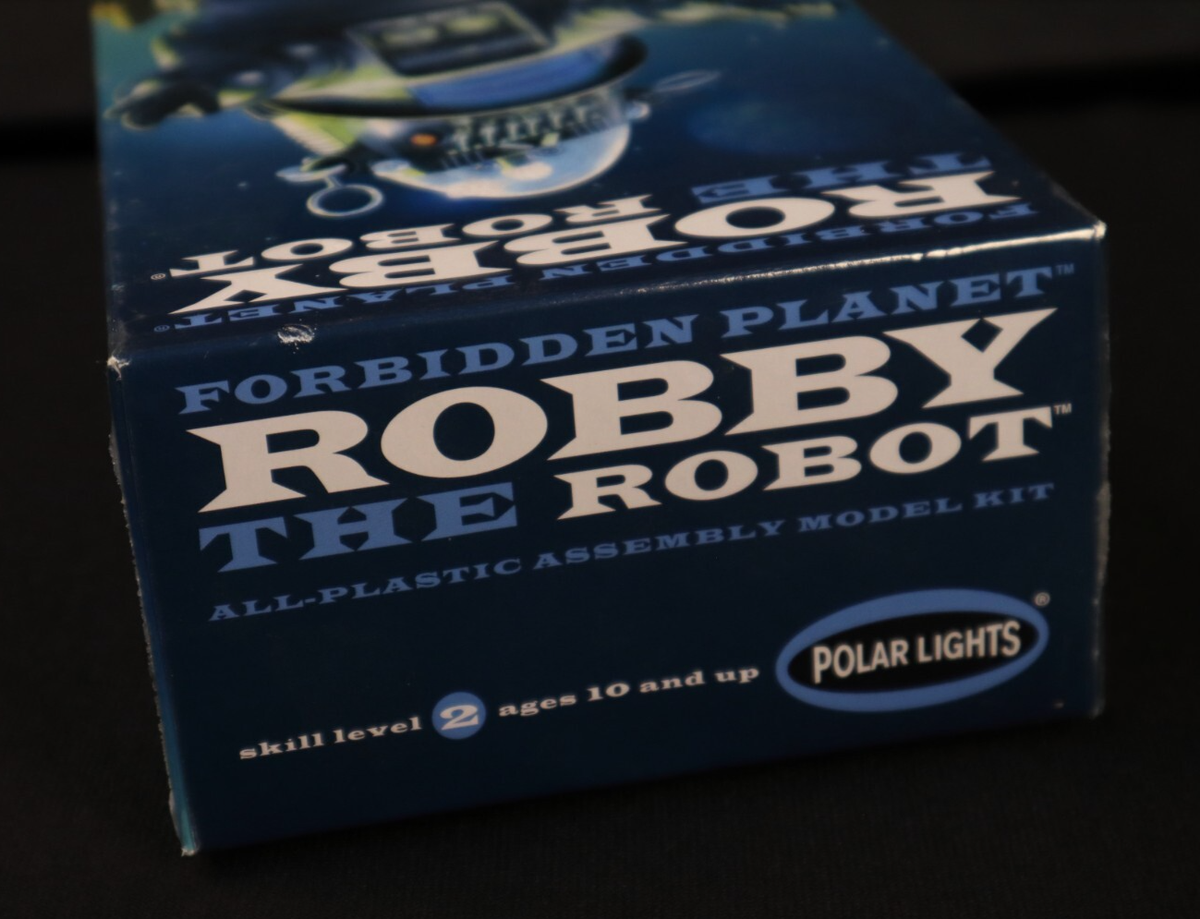 SEALED Vintage Forbidden Planet Robby The Robot Polar Lights Model