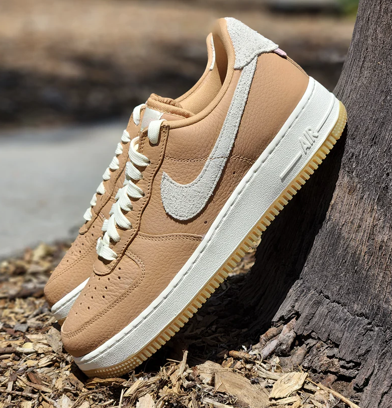 Nike Men's Air Force 1 Low '07 Craft 'Light Cognac' Tan DO6676-200 Size 8-13