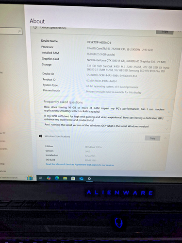 ALIENWARE 17 R4 17.3" QHD I7-7820 with ac power supply - Picture 19 of 21