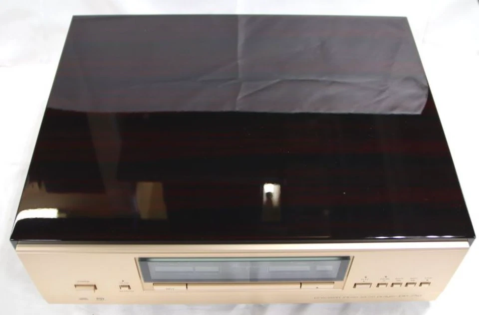 Reproductor SACD Accuphase DP-750 Foto 2 de 4