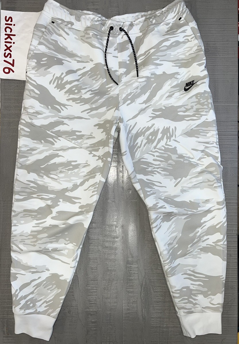 men's printed camo joggers nike tech fleece