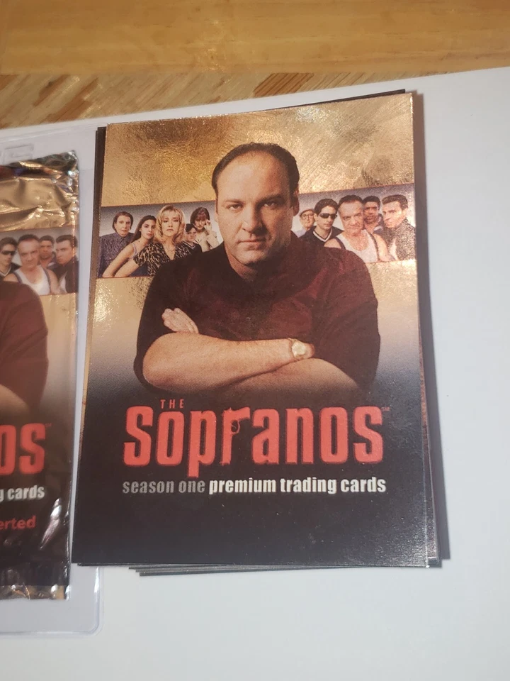 Juego completo de tarjetas coleccionables de los Soprano temporada 1 2005 1-72 Inkworks HBO PLUS WRAPPER Foto 2 de 4