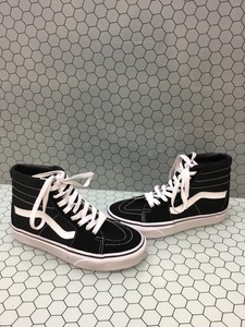 black and white vans 5.5