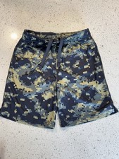 Athletic Works Boys Shorts Size 6/7 camo