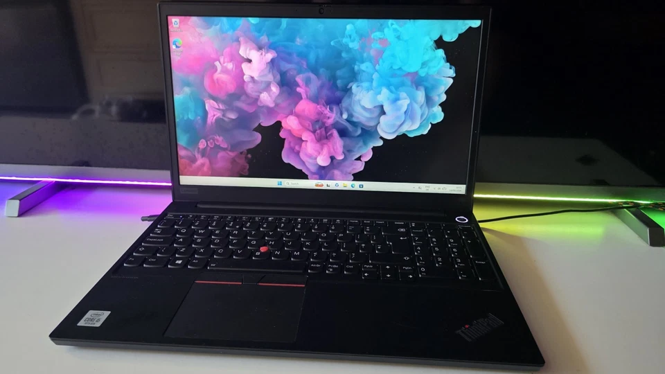 Lenovo ThinkPad E15 · i5-10210U · 8GB · 238GB, photo 1 of 5