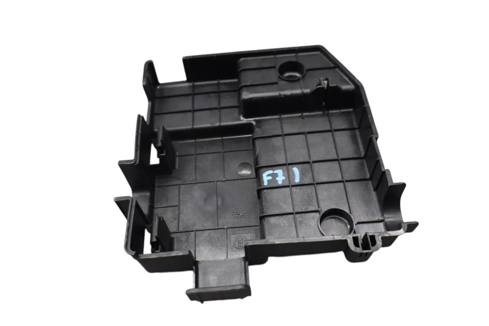 Maserati Ghibli 2014-2020 Fuse box cover P/N 670002029