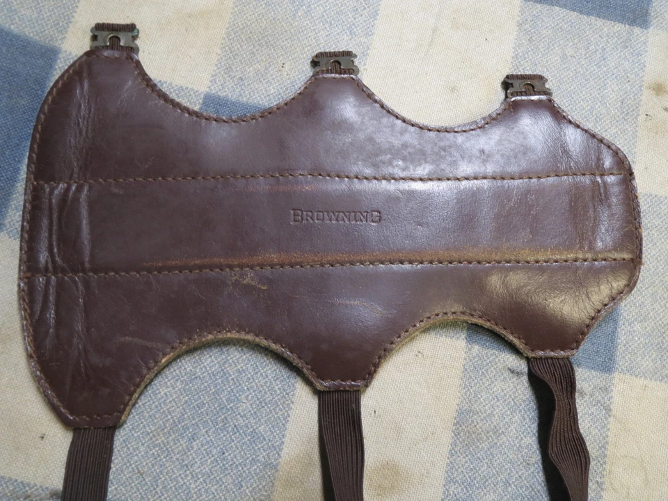 Armguard Vintage Browning American Made Genuine Leather Archery - Image 2 of 4