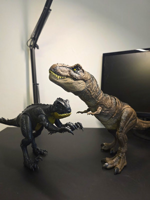 Mattel Jurassic World 2x Dinosaurier Set   T-Rex   
