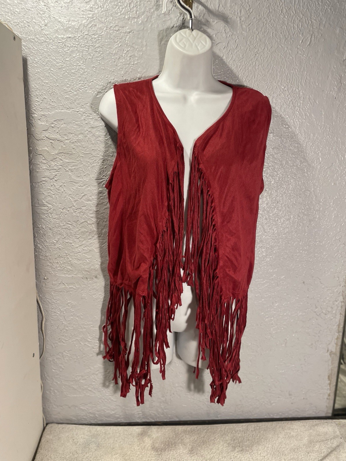 loveu.dear Soft Suade Long Fringed  Red Vest 1X