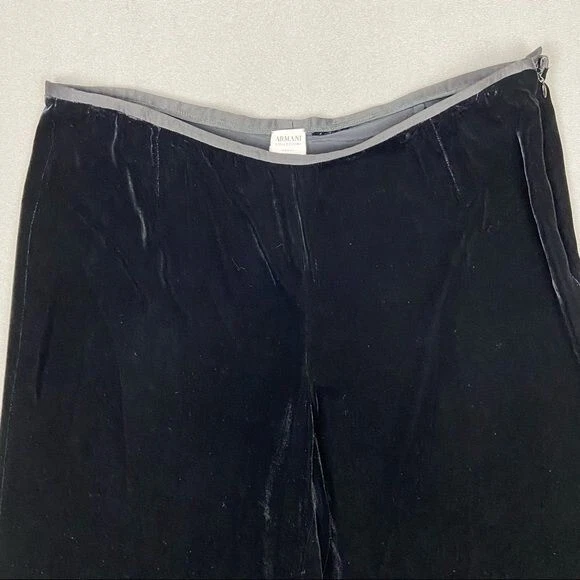 Pantalones recortados Armani Collezioni para mujer de terciopelo negro pierna ancha cintura alta talla 16 Foto 2 de 4