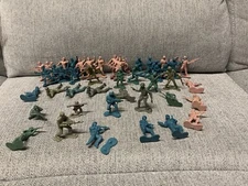 Vintage Plastic Toy Soldiers Army Green Mix Infantry Jaru Toys Lot Of 47