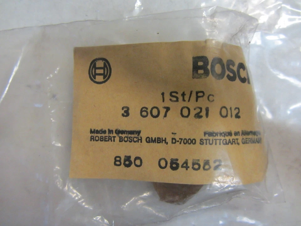 Bosch no. 3-607-021-012, NOS, Centrifugal Governor. - Image 2 of 2
